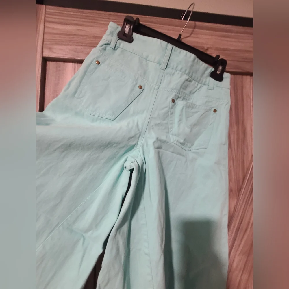 Farm Rio pants - Picture 7 of 9